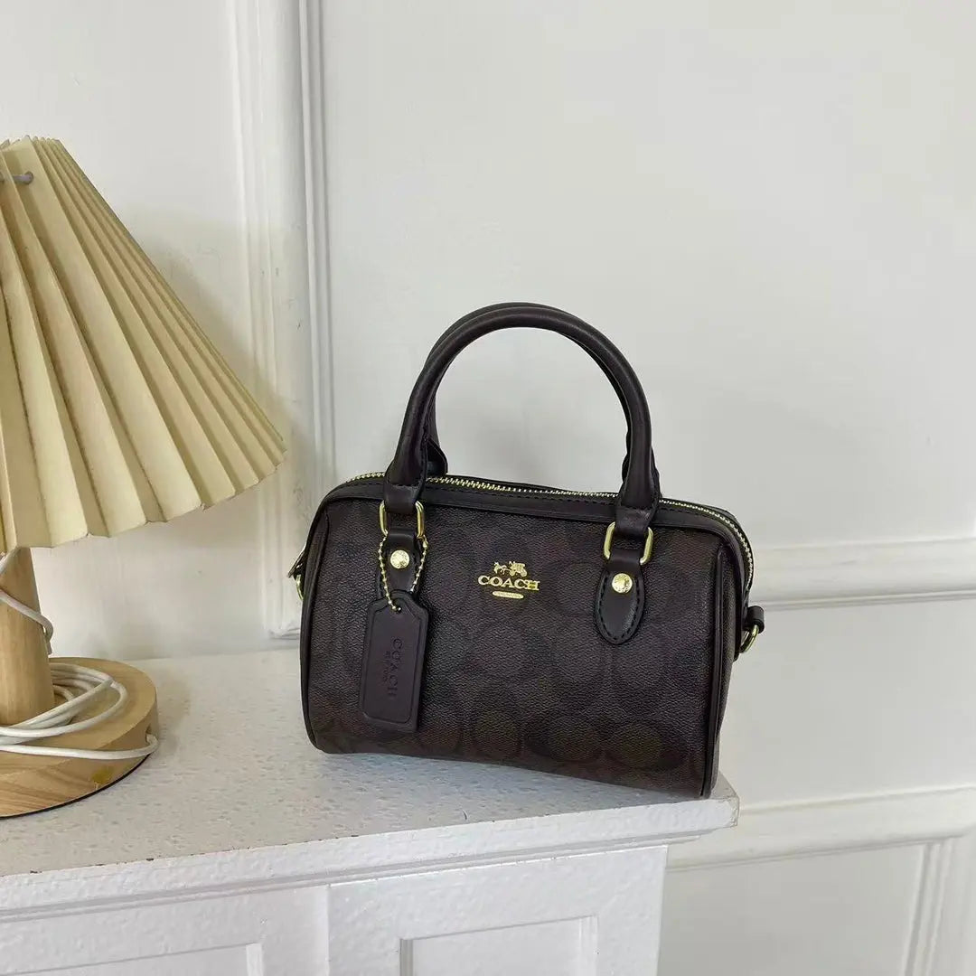 Classic and Stylish HandBag-18 mysite