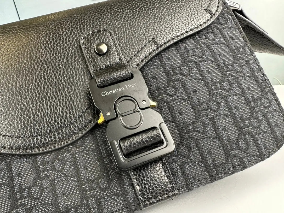 Classic Leather Crossbody Bag – Minimalist Design, Maximum Function-18 mysite