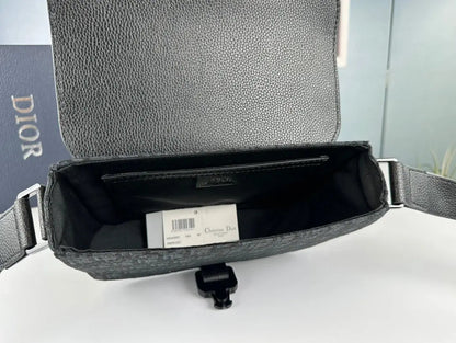 Classic Leather Crossbody Bag – Minimalist Design, Maximum Function-18 mysite