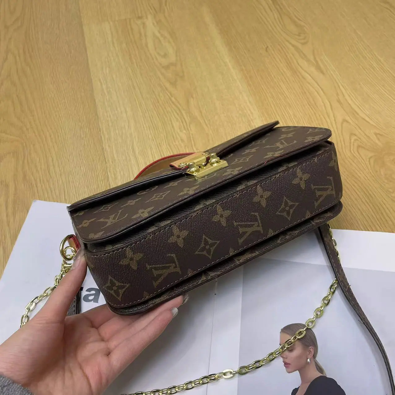 Vintage Lock Chain Shoulder Bag – Classic Monogram Design-18 mysite