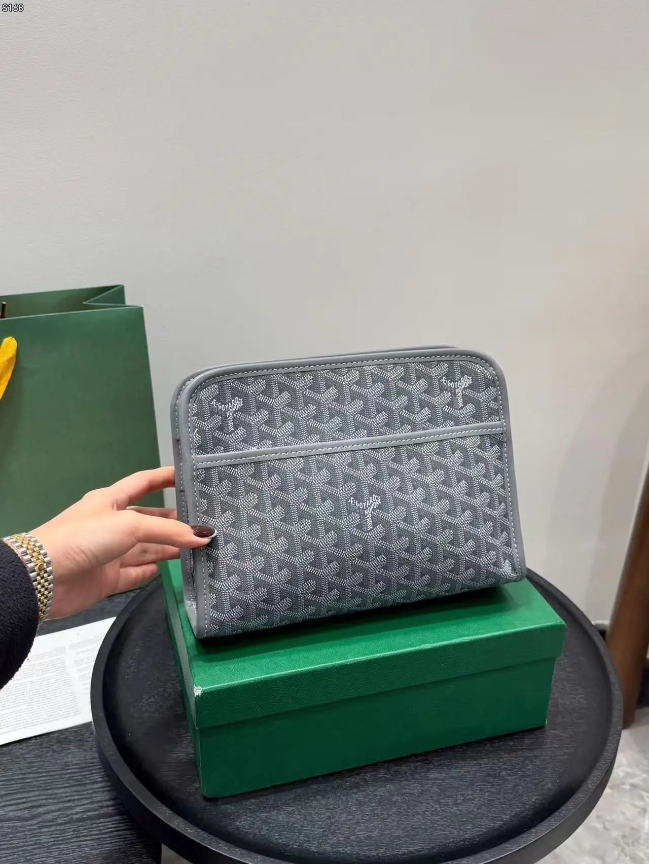 Essential clutch bag for men-18 mysite