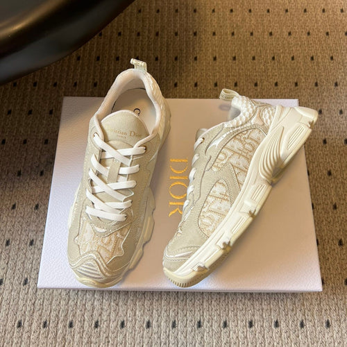 DIOR 26S VIBE SNEAKER 55MM IN GOLD DIOR OBLIQUE LUSENTI EMBROIDERED COTTON AND BEIGE SUEDE mysite