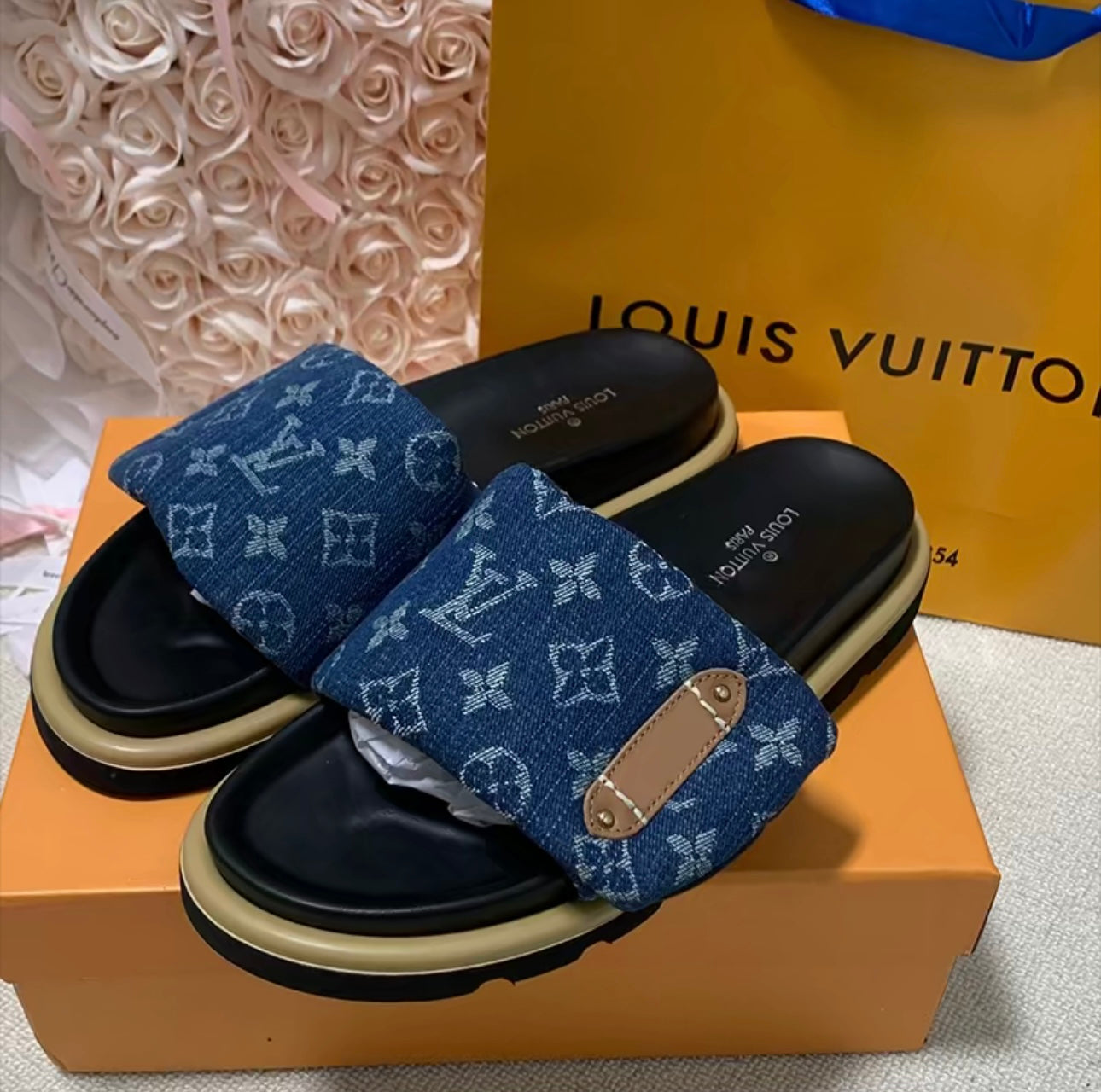 Trendy adjustable platform slippers with velcro straps-s2 mysite