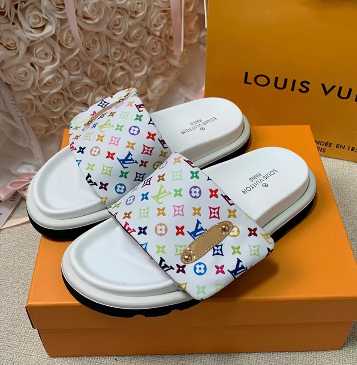 Trendy adjustable platform slippers with velcro straps-s2 mysite
