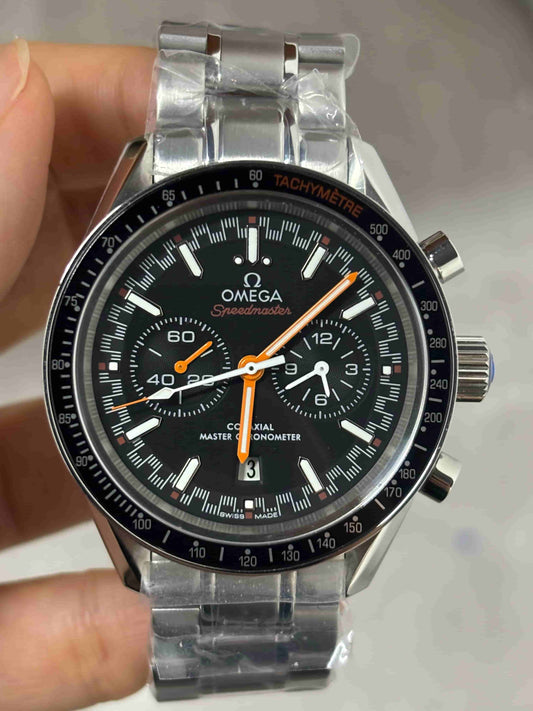 Mechanische Herrenuhr 40 mm OM167