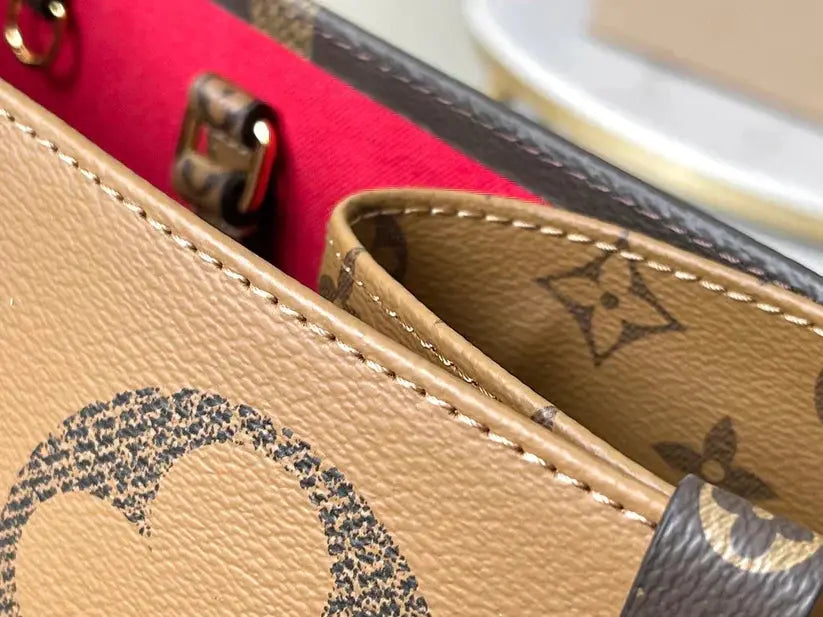 Luxe Monogram Leather Tote Bag-18 mysite