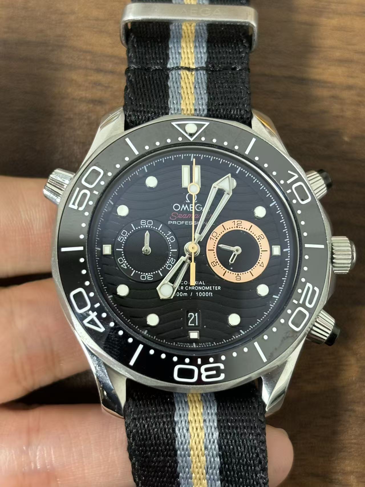 Replica Seamaster 300 Quartz Chronograph Mens Watches 42mm