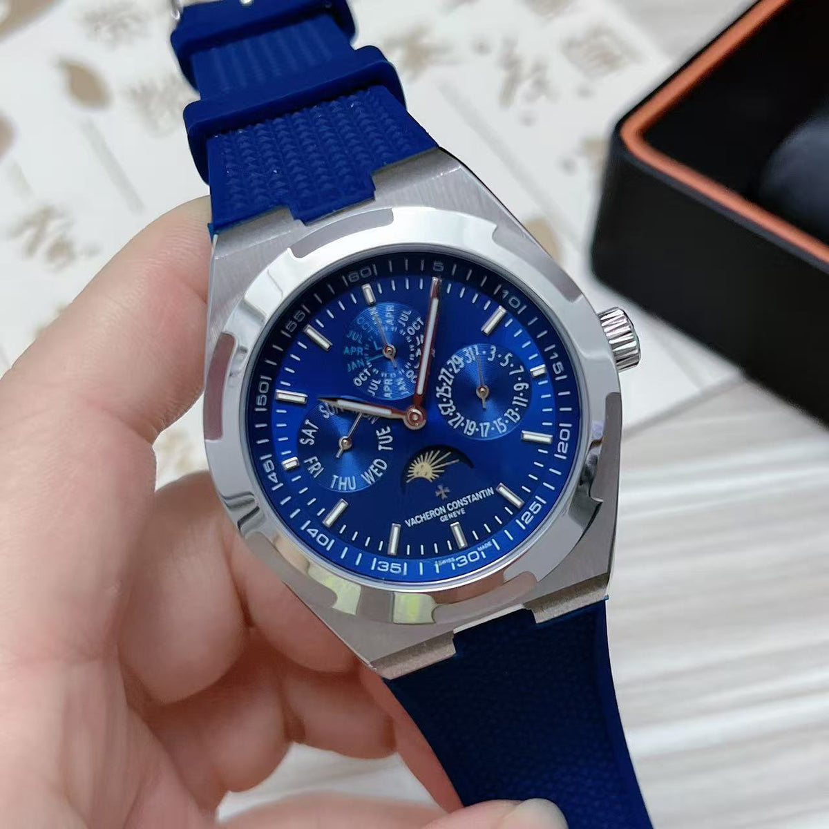 Luxury Automatic Mechanical Watch for Men Stainless Steel Overseas Moonphase 41mm Wristwatch