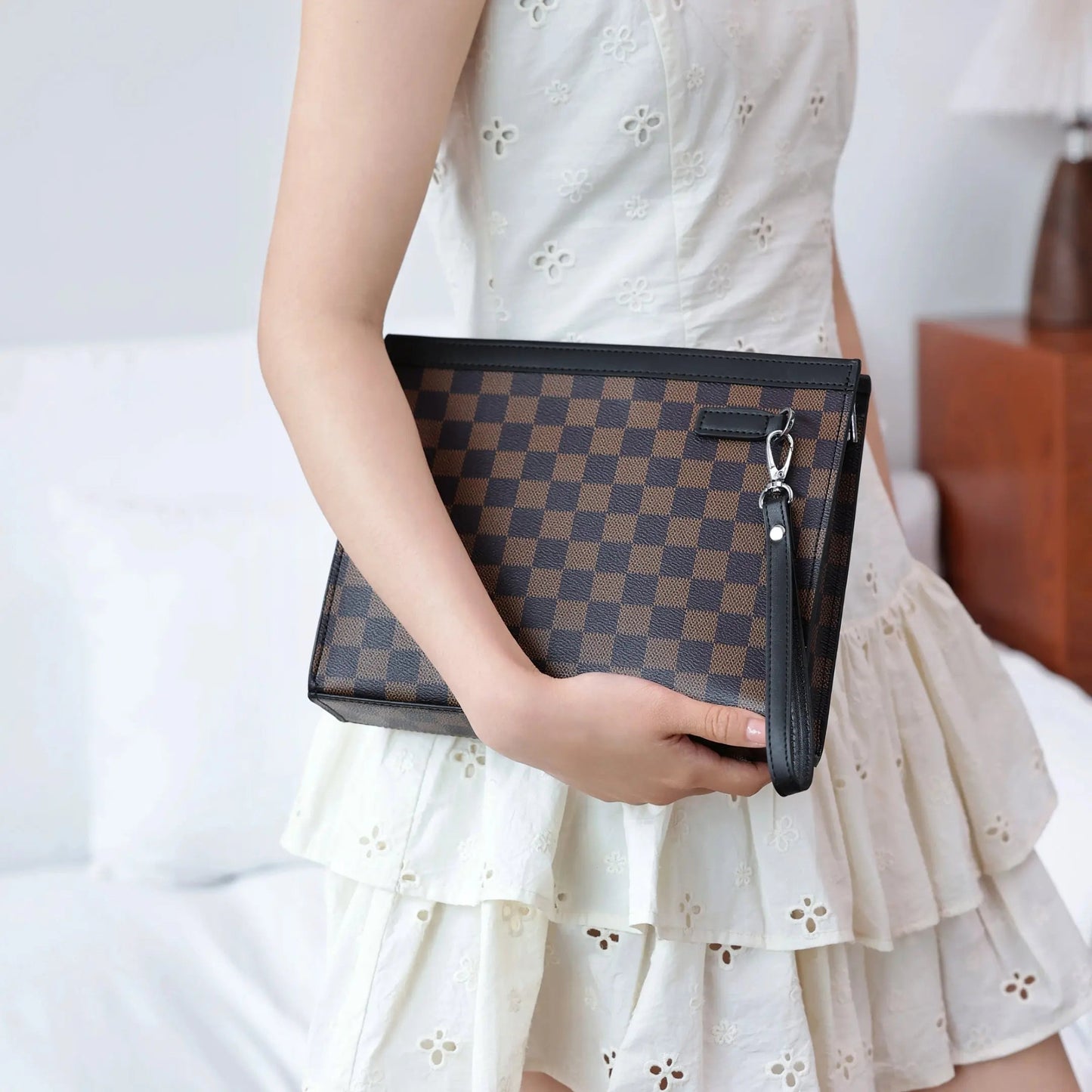 Vintage Check Leather Clutch-18 mysite