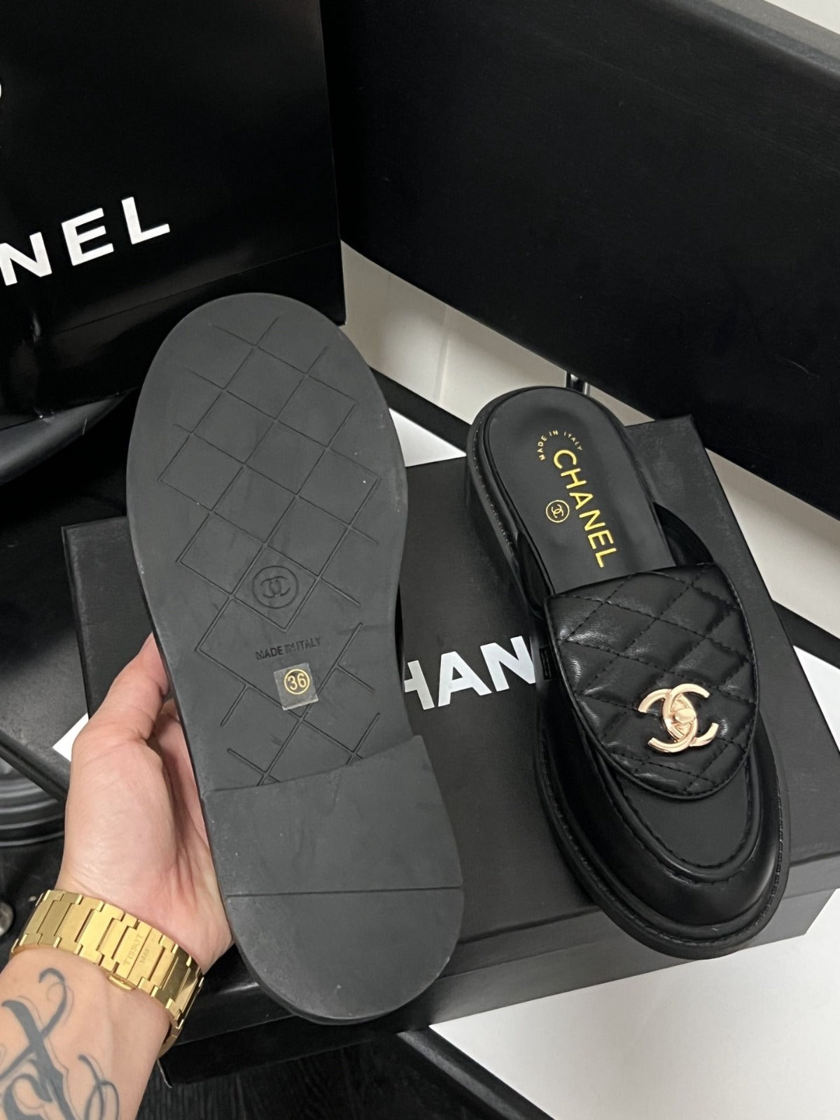 Light Luxury Quilted Metal Buckle Mules-s2 mysite