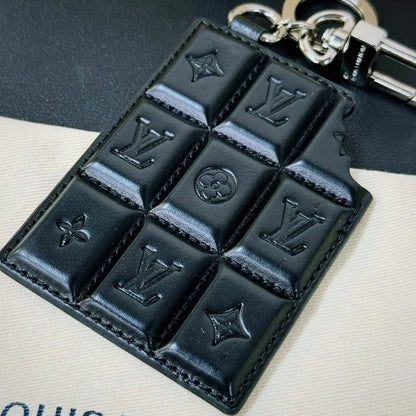 Quilted Chocolate-Style Leather Keychain-s2 mysite