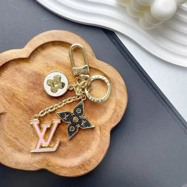 V key chain-713-s2 mysite