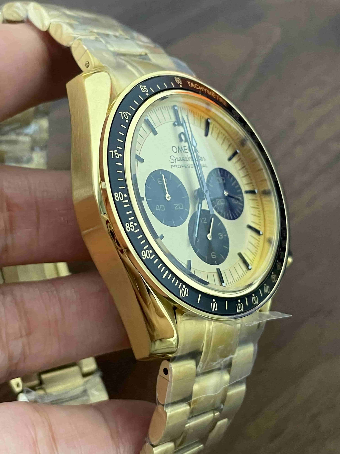 Replica VK63 Quartz Watch for Men OM325