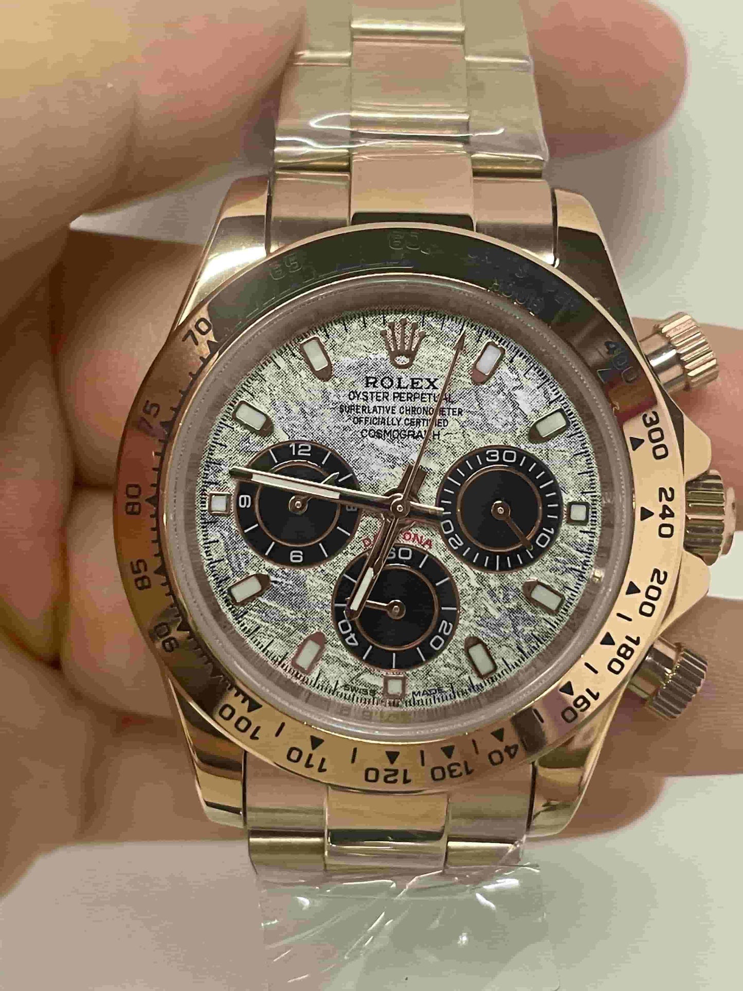 Automatic Watch for Men 40mm R107