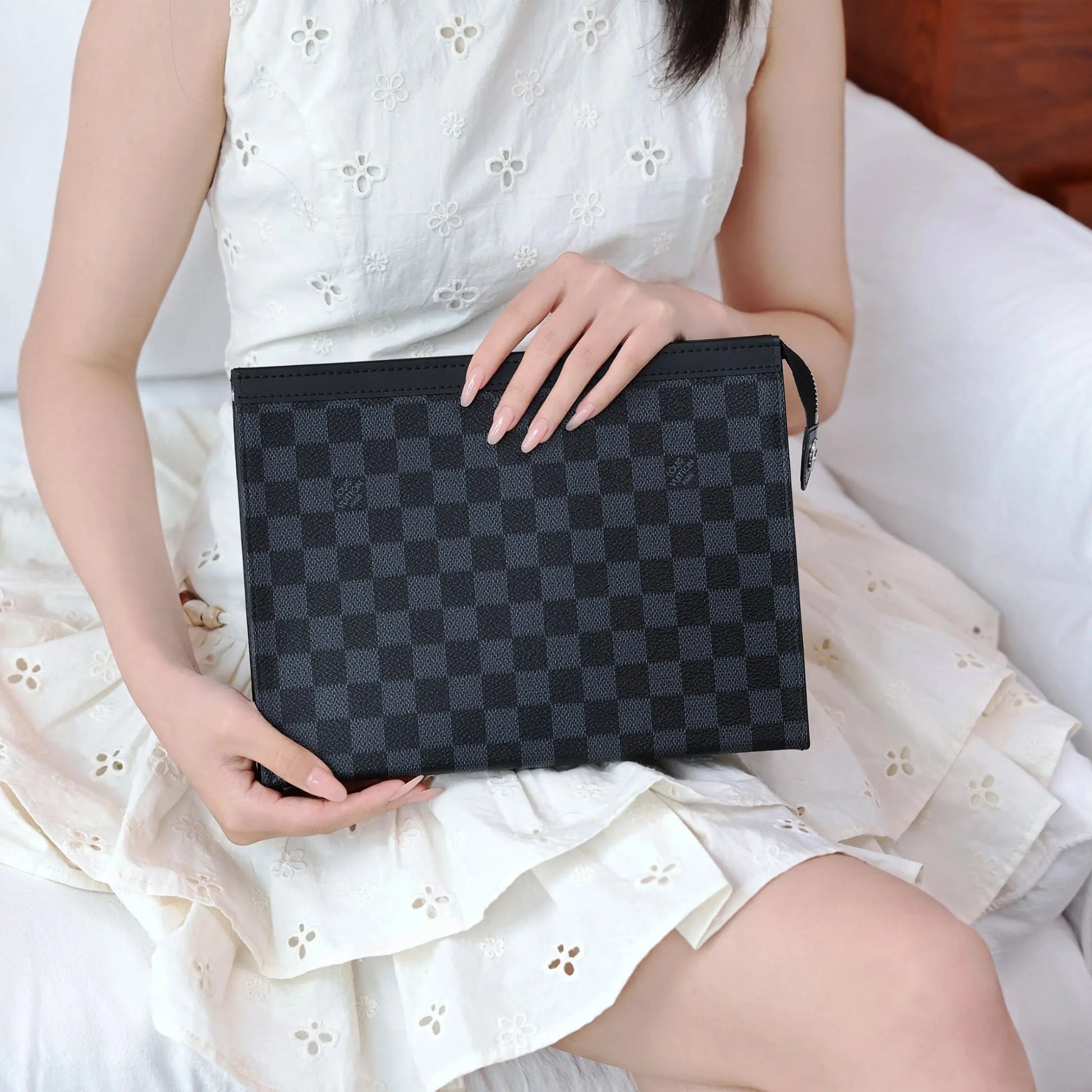 Vintage Check Leather Clutch-18 mysite