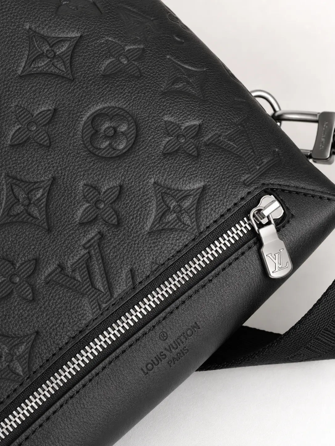 Minimalist Detachable Pouch Crossbody Chest Bag-18 mysite