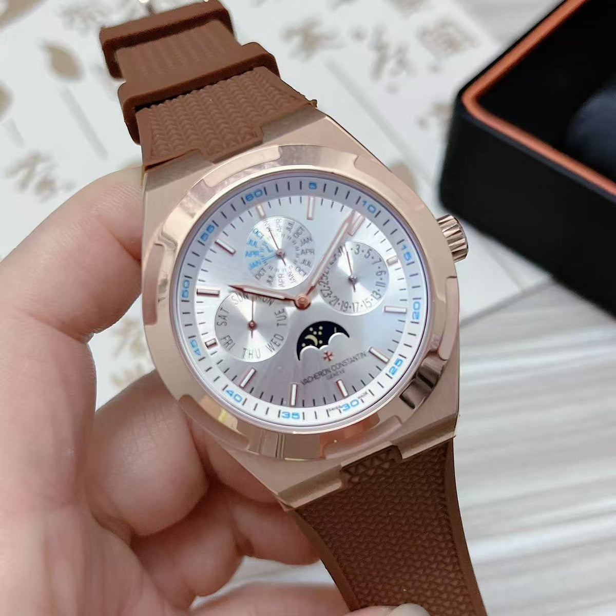 Luxury Automatic Mechanical Watch for Men Stainless Steel Overseas Moonphase 41mm Wristwatch
