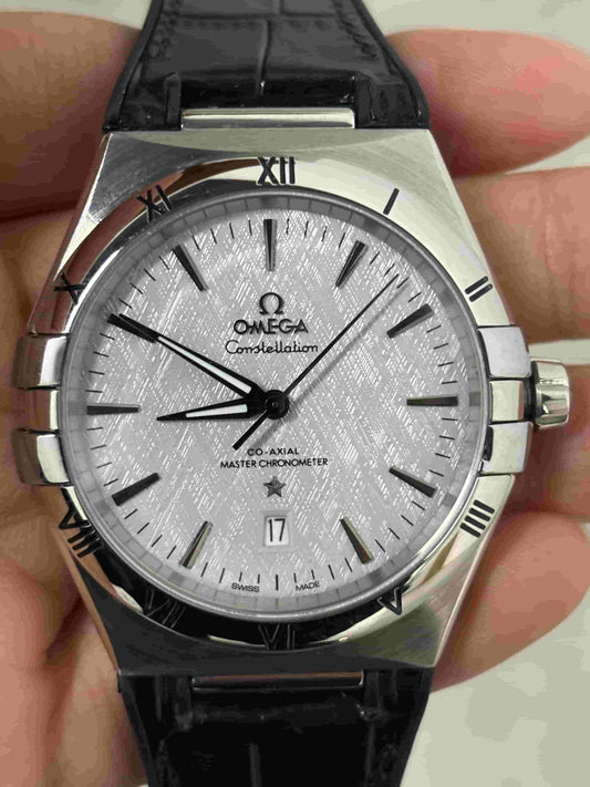 Mechanische Uhr für Herren OM230