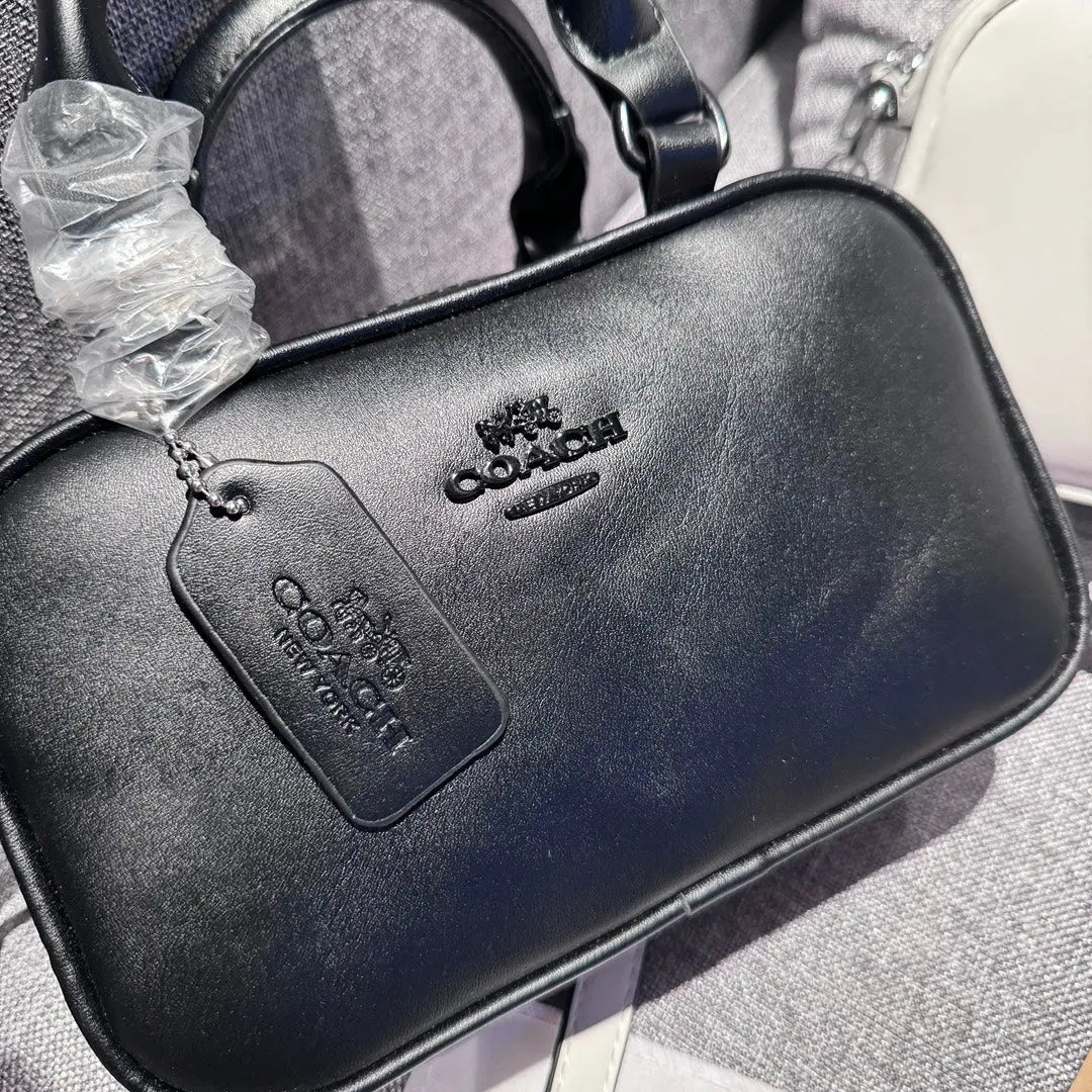 Elegant Leather Handbag: A Touch of Light Luxury-18 mysite