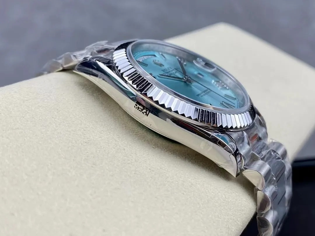 Luxury Automatic Watch for Men Mechanical Wristwatch Stainless Steel Day/Date Ice Blue Face 100201