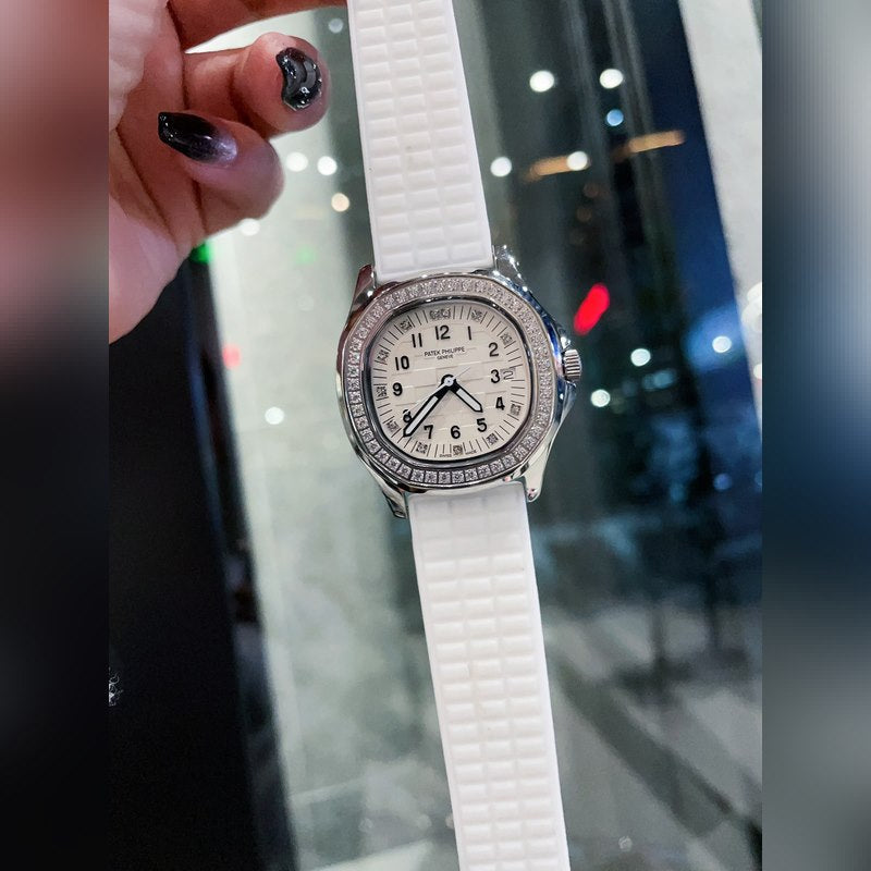 Replica AQUANAUT Stainless Steel Quartz Watch 35mm