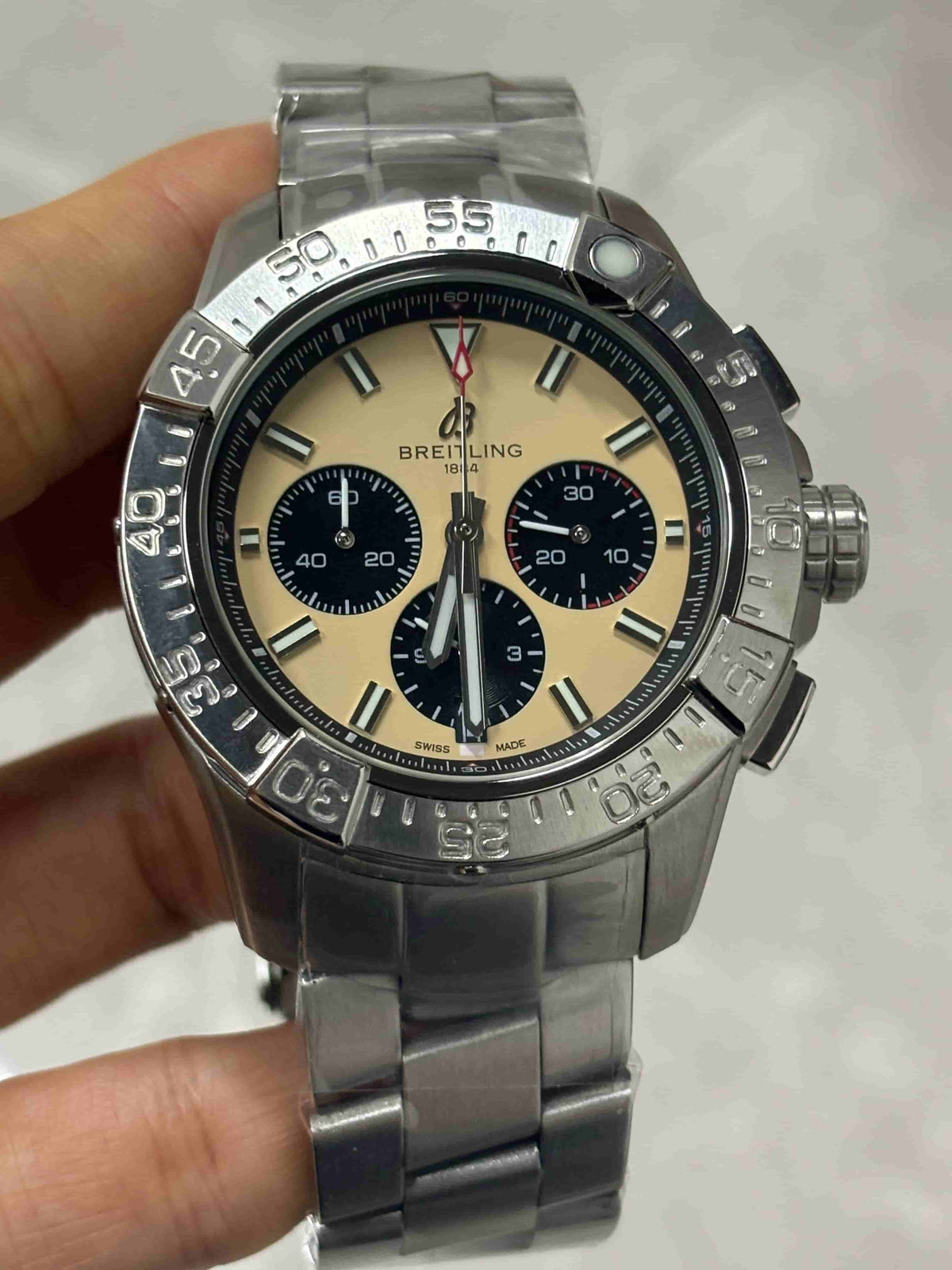 Replica Stainless Steel Japanese Vk63 Quartz Movement Watch 134