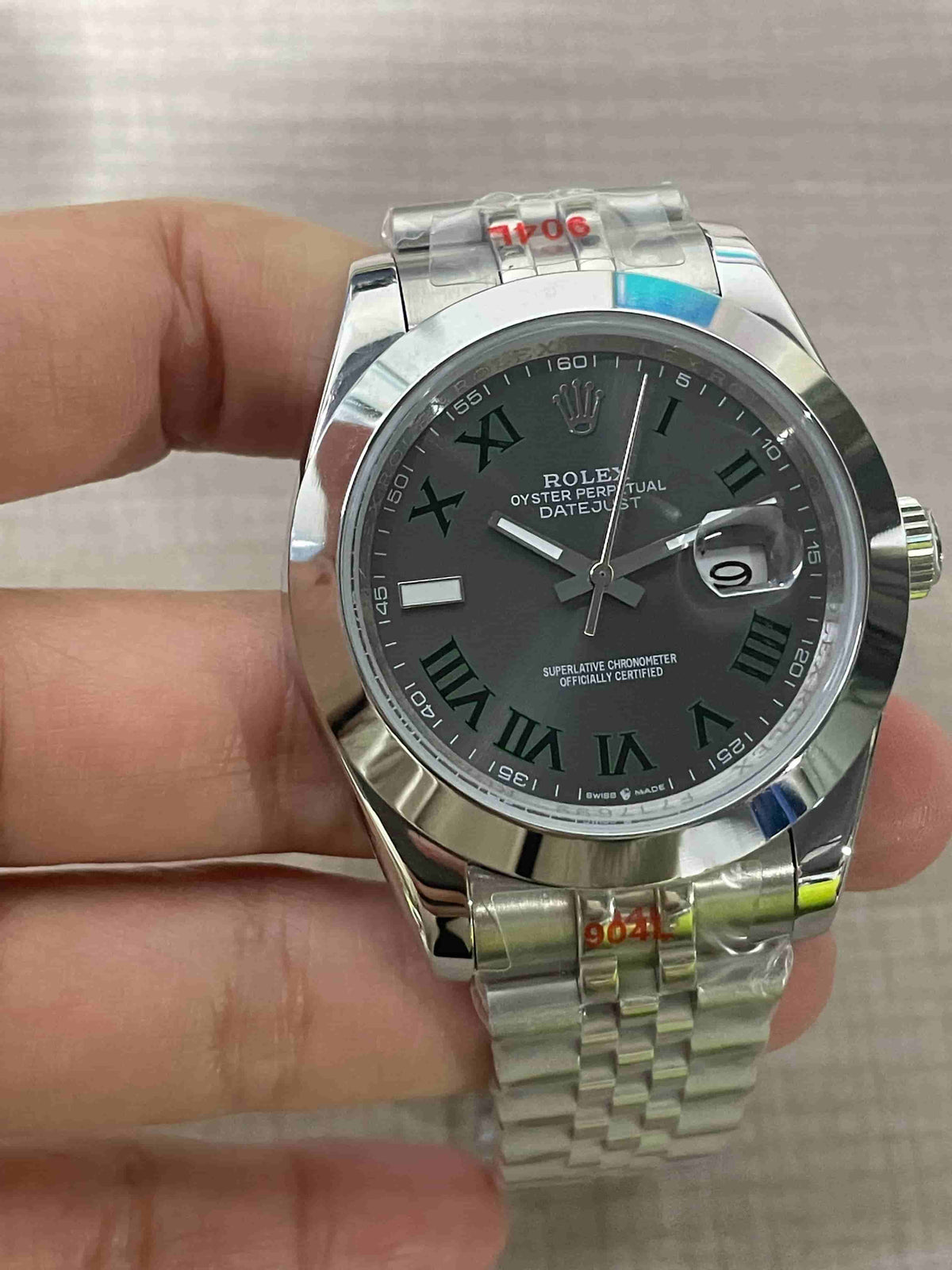 automatic-watch-for-men-40mm-r150-1
