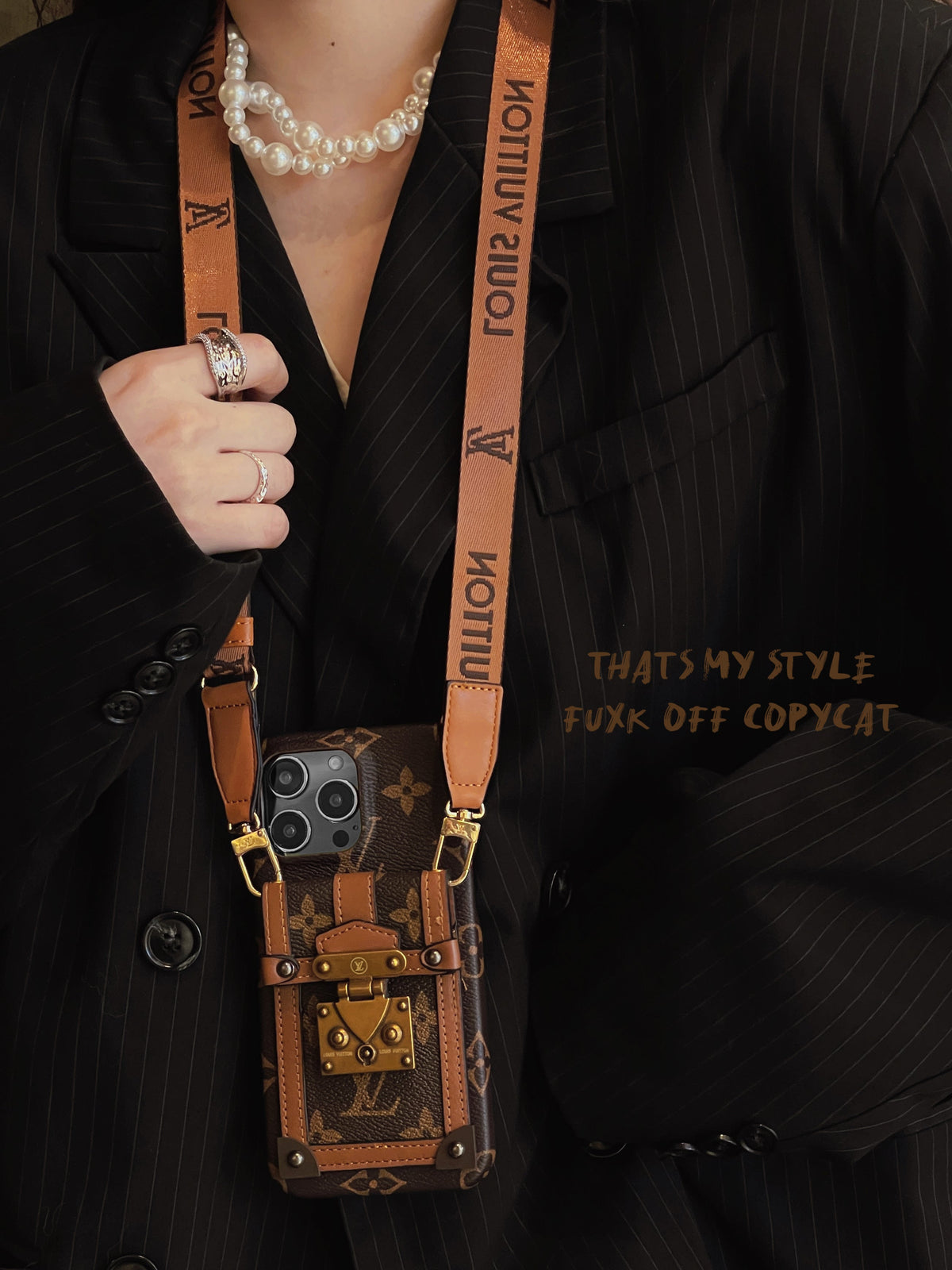 Luxury Card Holder Chain iPhone Case mysite