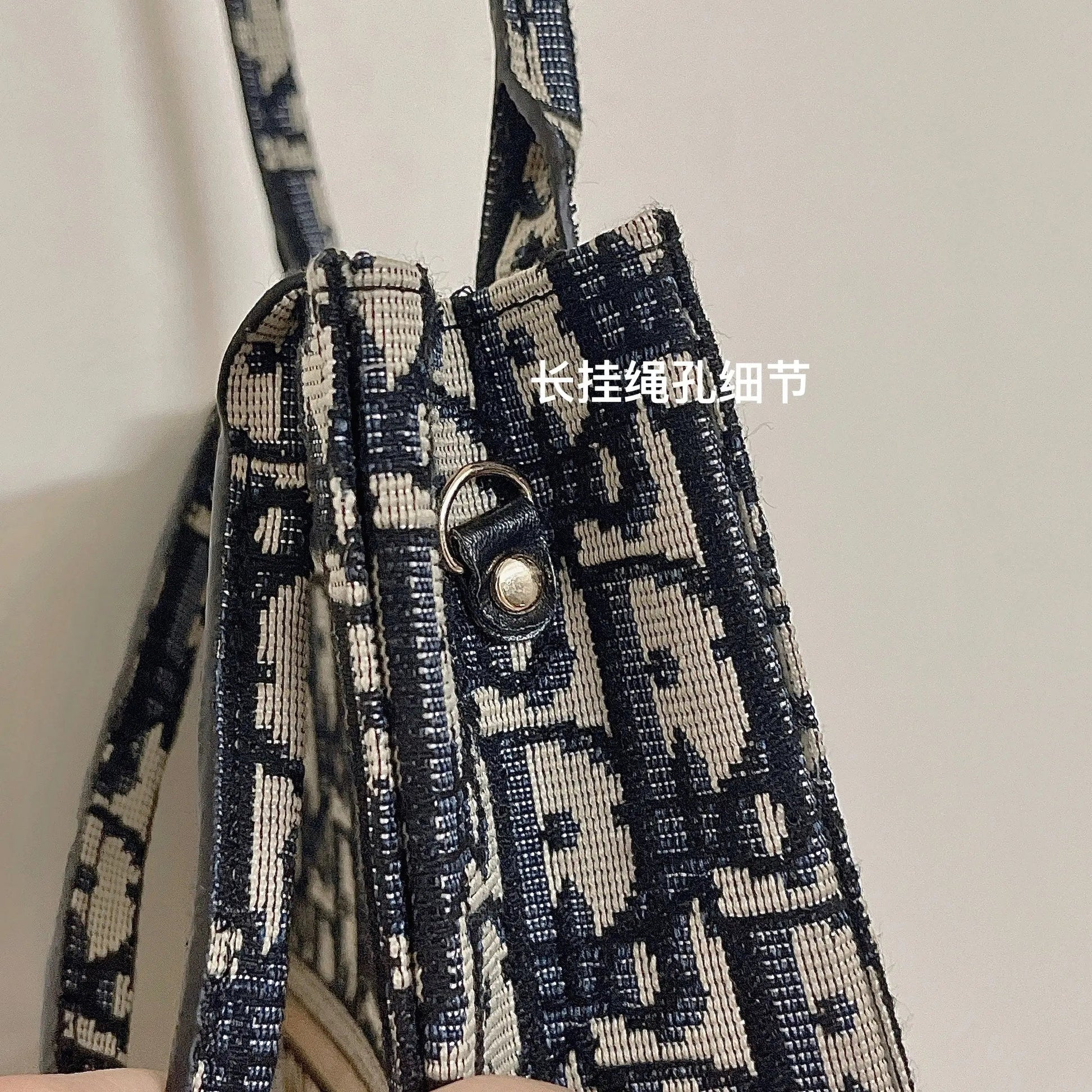 Classic Tote Bag With Crossbody Strap-18 mysite