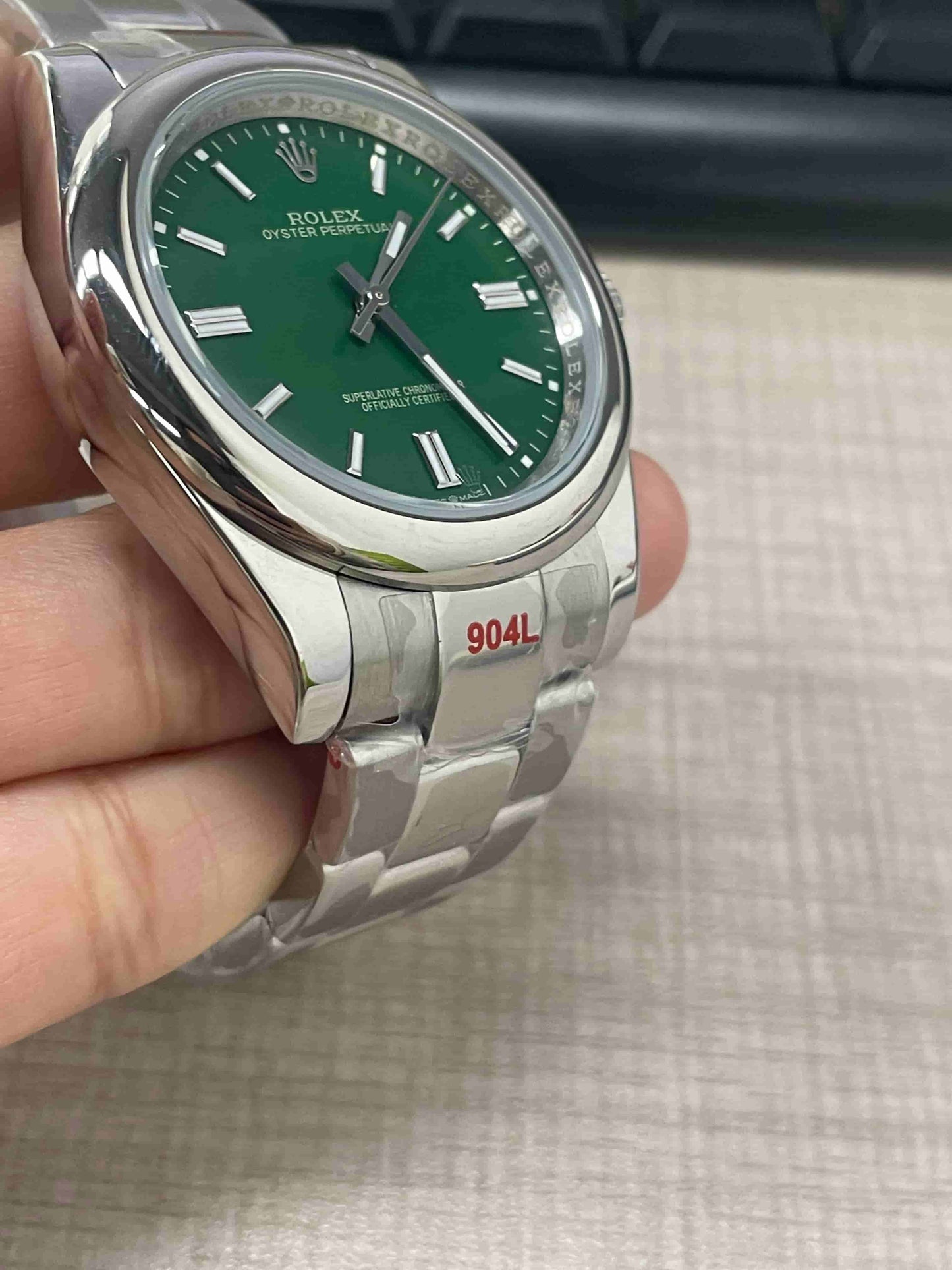 Automatic Watch for Men 40mm R69