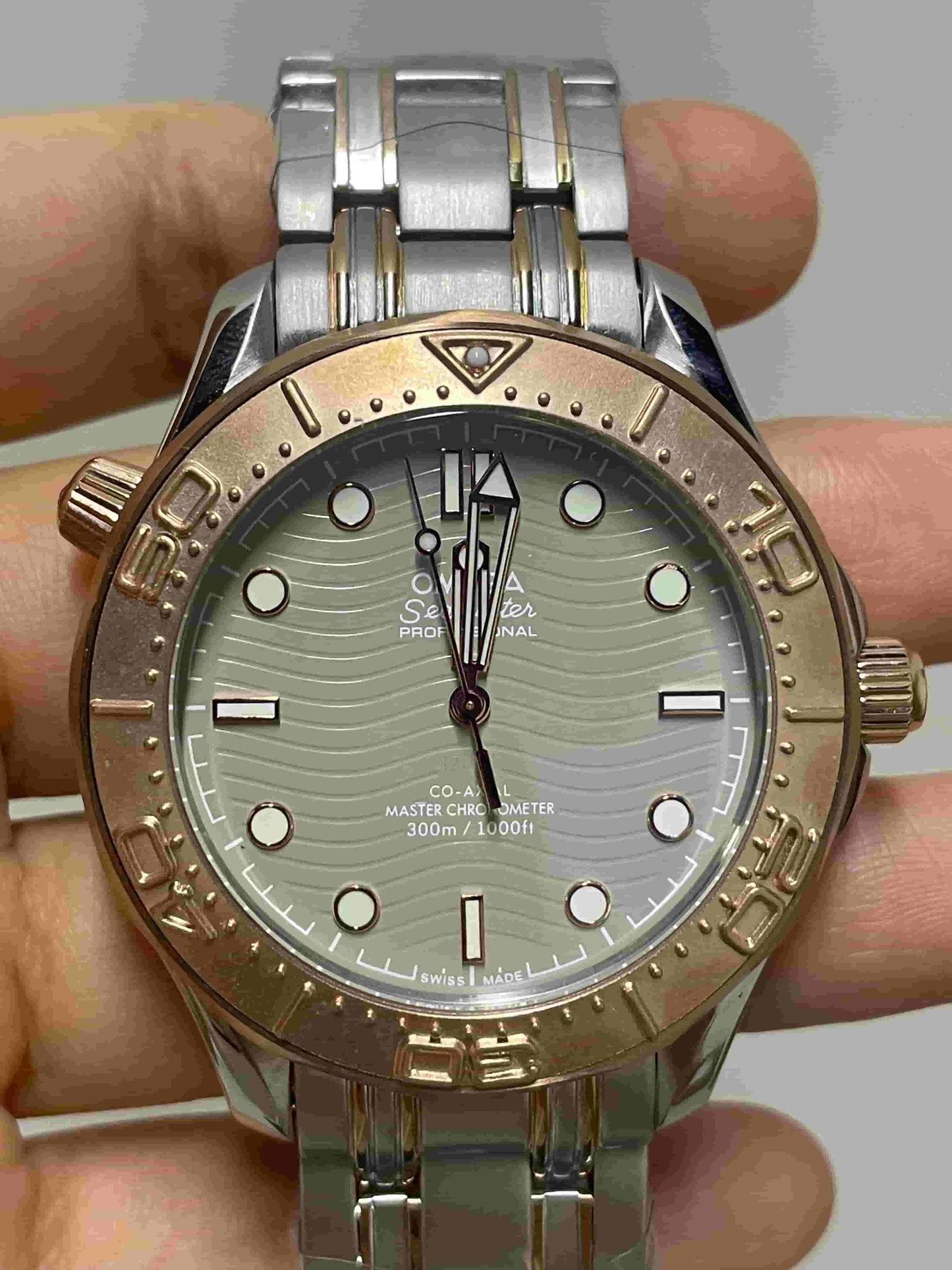 Vk63 Quartz Watch for Men OM105
