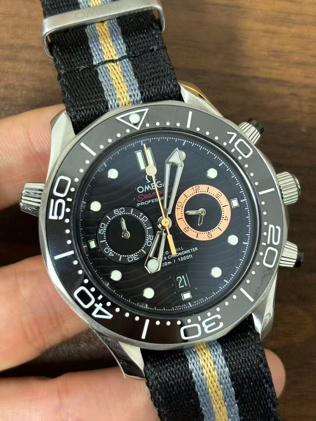 Replica Seamaster 300 Quartz Chronograph Mens Watches 42mm