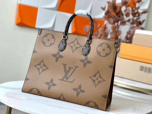 Luxe Monogram Leather Tote Bag-18 mysite