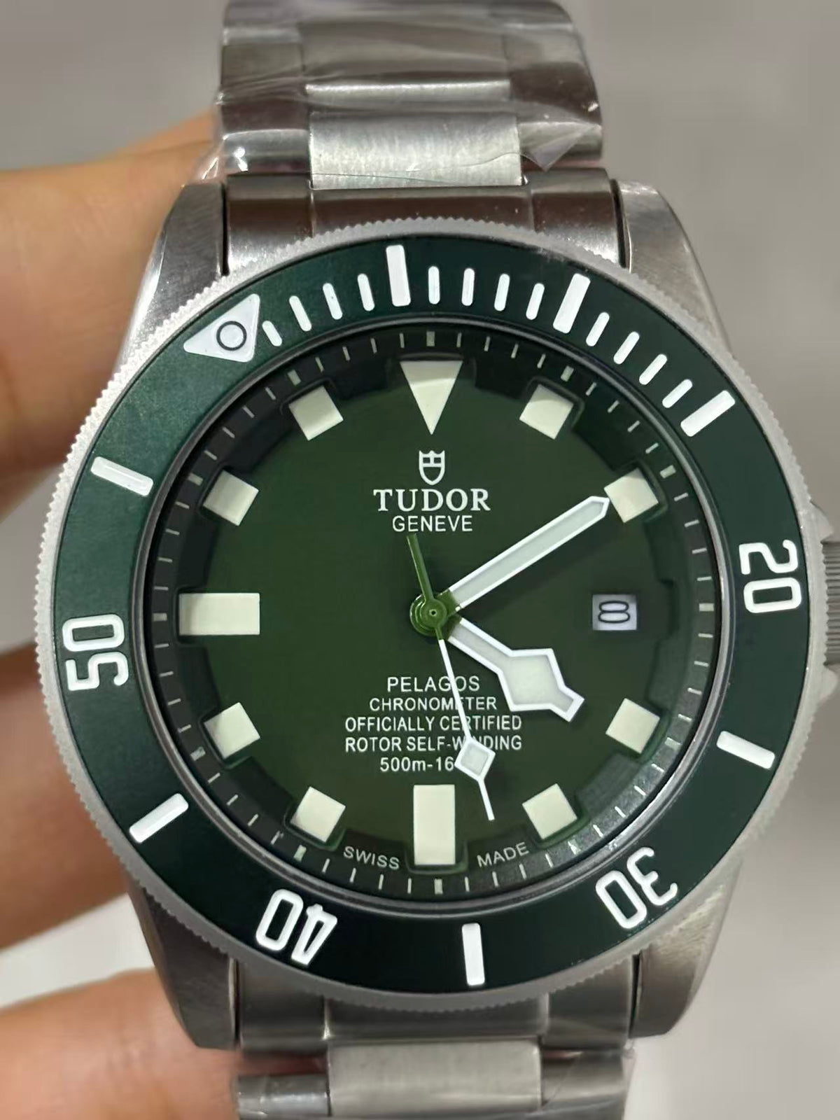 Replica Pelagos 904l Stainless Steel Automatic Mechanical Watch 42MM M25600TB-0001