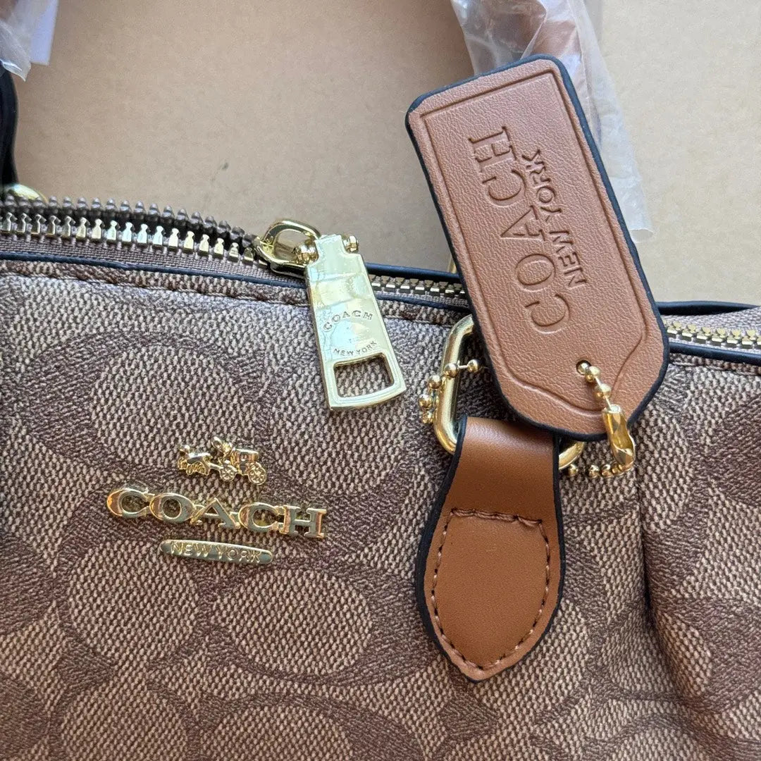 Crafted to Perfection: Leather Hand Bag with a Luxe Touch-18 mysite