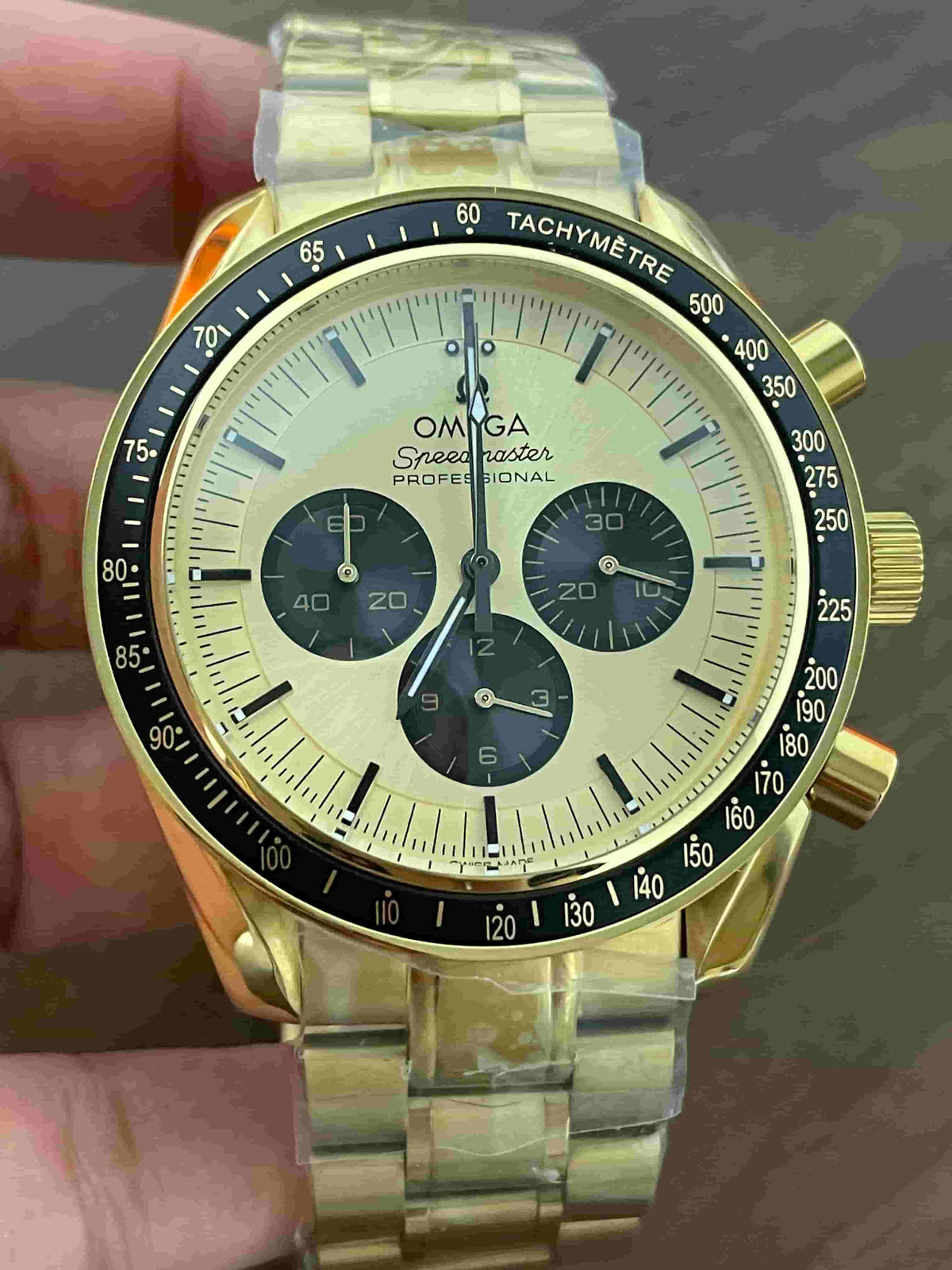 Replica VK63 Quartz Watch for Men OM325