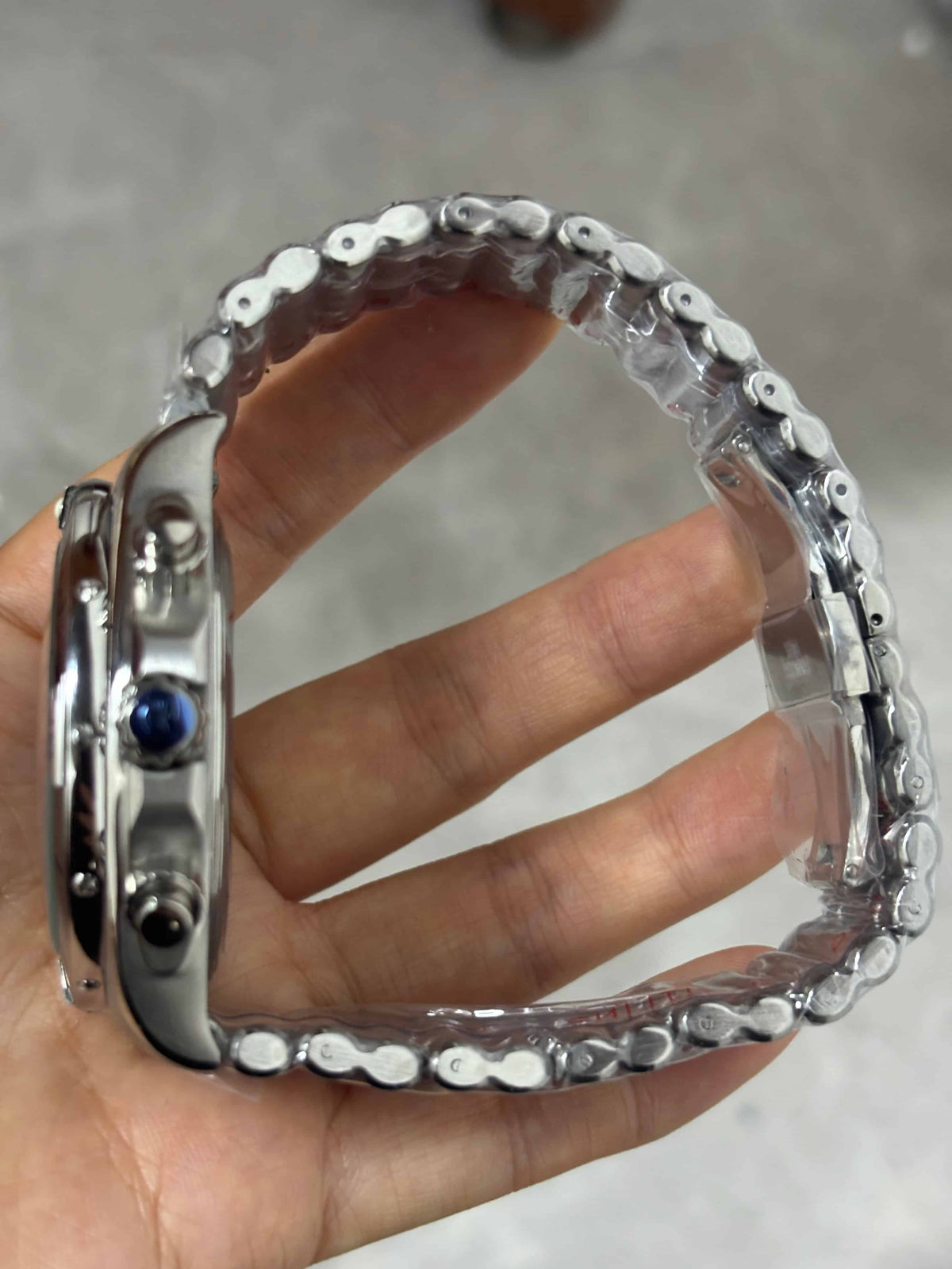 Replica Stainless Steel Japanese Vk63 Quartz Movement Watch BL106