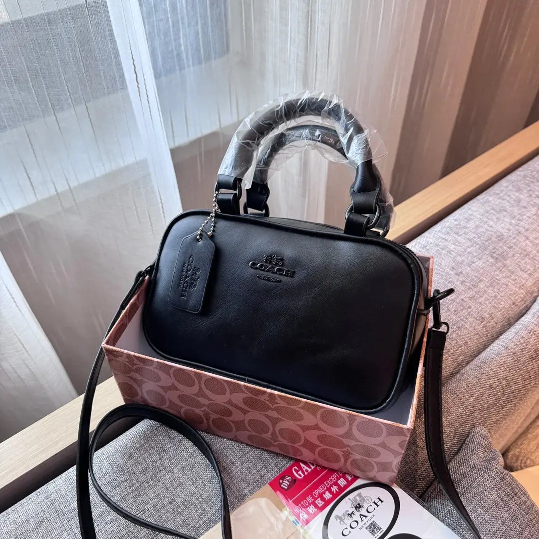 Elegant Leather Handbag: A Touch of Light Luxury-18 mysite