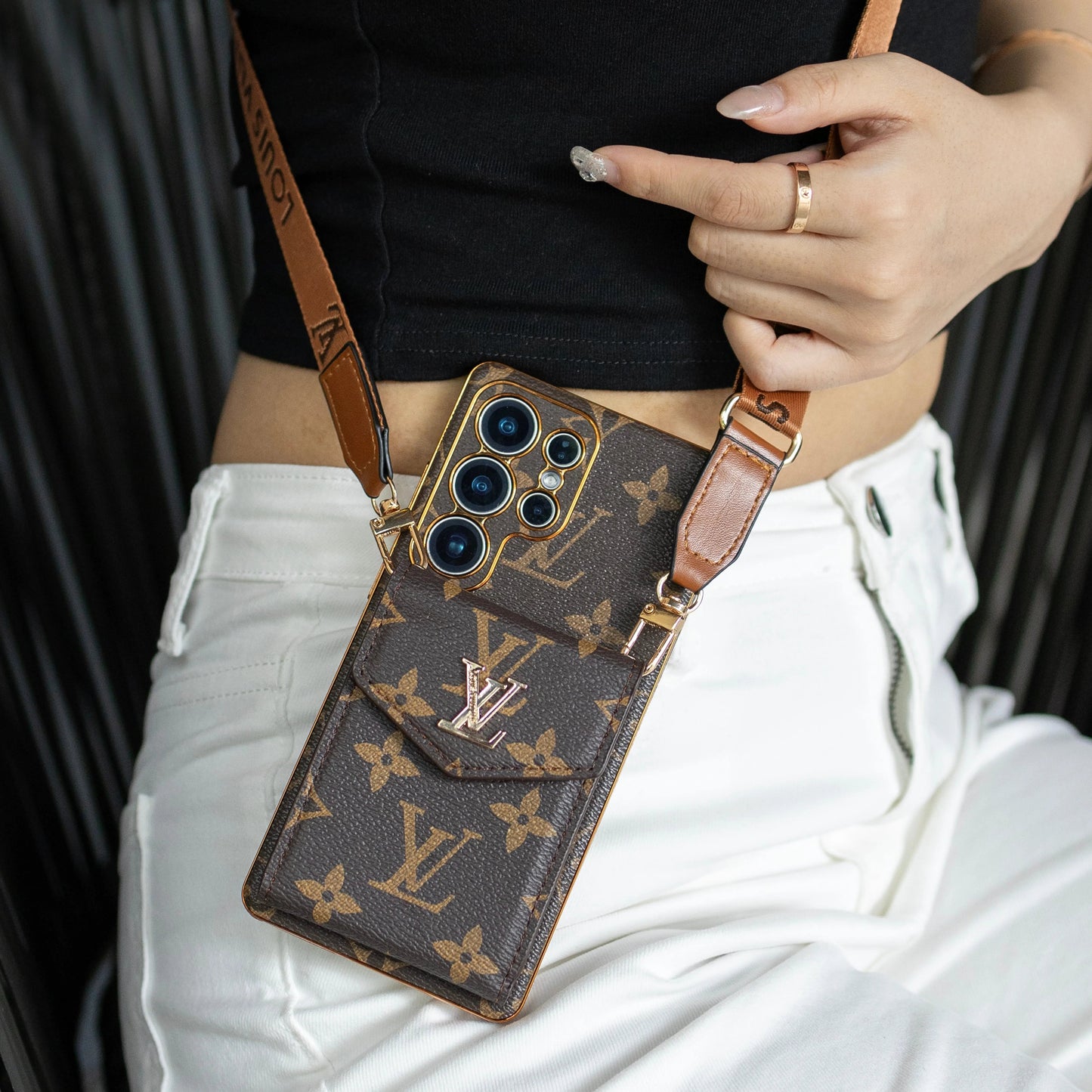 Luxury Classic Leather Samsung Case With Card Wallet And Strap-1 mysite