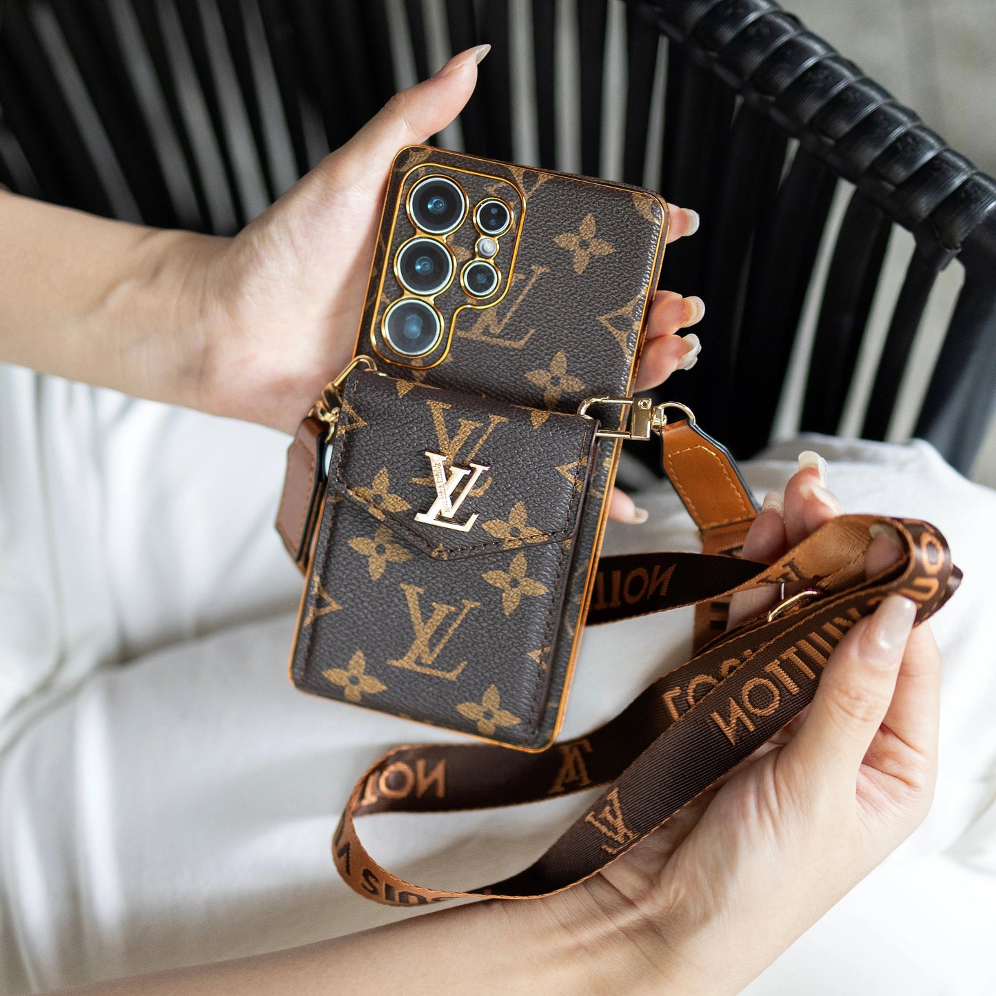 Luxury Classic Leather Samsung Case With Card Wallet And Strap-1 mysite