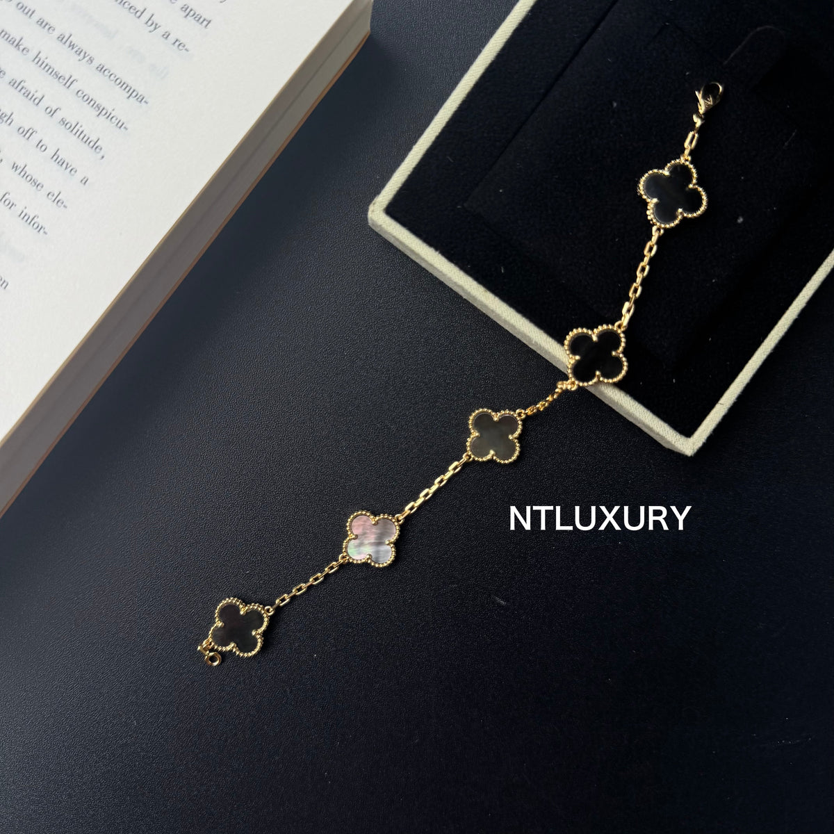 Shell Girl & Shining Leaves Bracelet (Grey) mysite