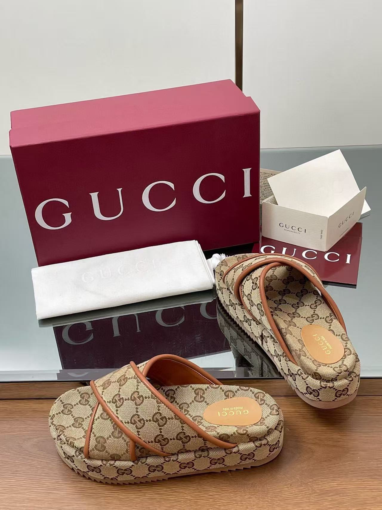 GG PLATFORM SANDALS IN BEIGE AND DARK BROWN GG CANVAS mysite