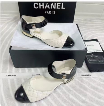 CC CLASSIC MARY JANE FLATS IN WHITE AND BLACK QUILTED CALFSKIN mysite