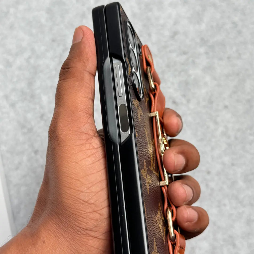 Luxury Brand Strap Holder Case For Samsung Z Fold 7-4-1 mysite