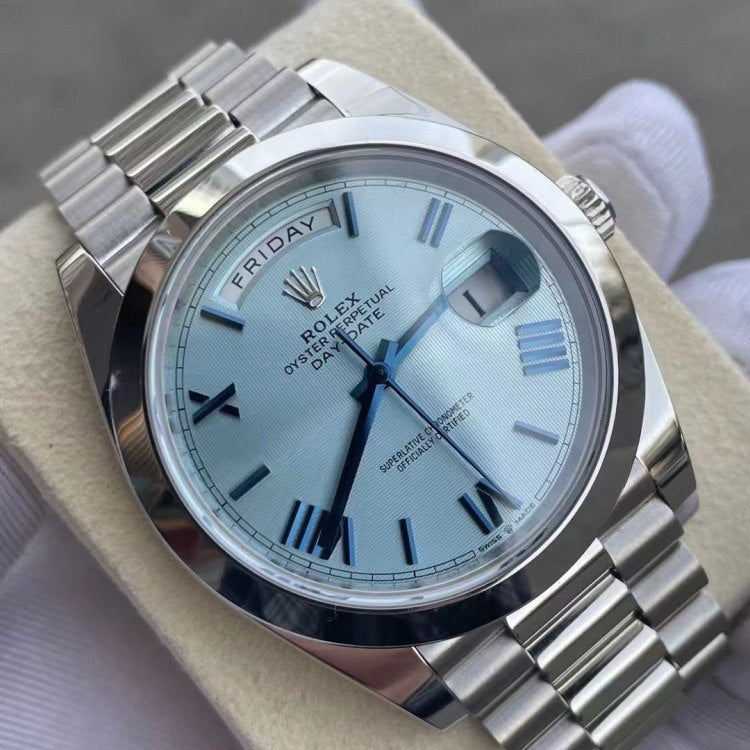 40mm Automatic Watch Replica Daydate Blue Dial 061317