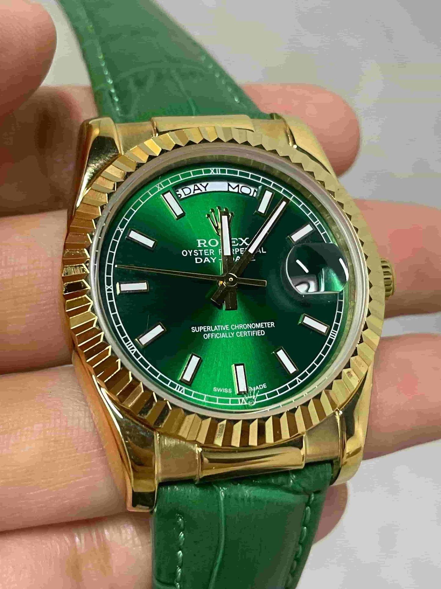 Automatic Watch for Men 40mm R115