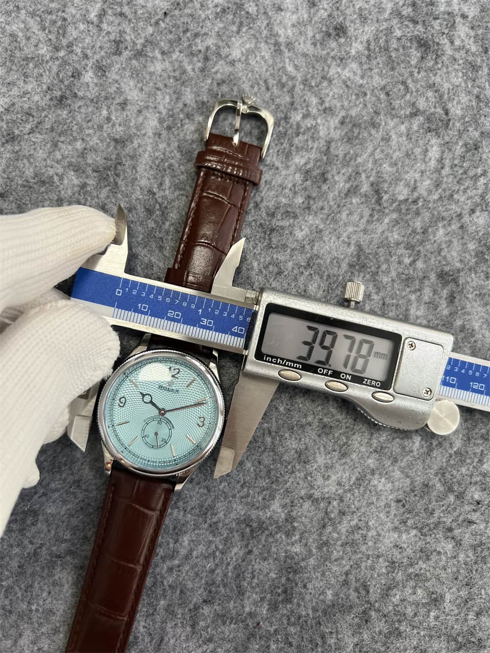 Automatic Watch for Men 40mm R181