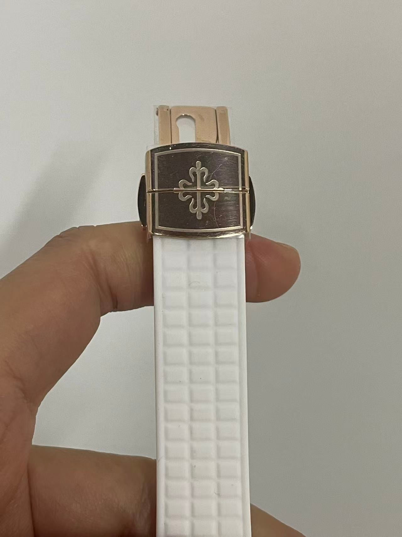 Replica  AQUANAUT Stainless Steel Quartz Watch 35mm