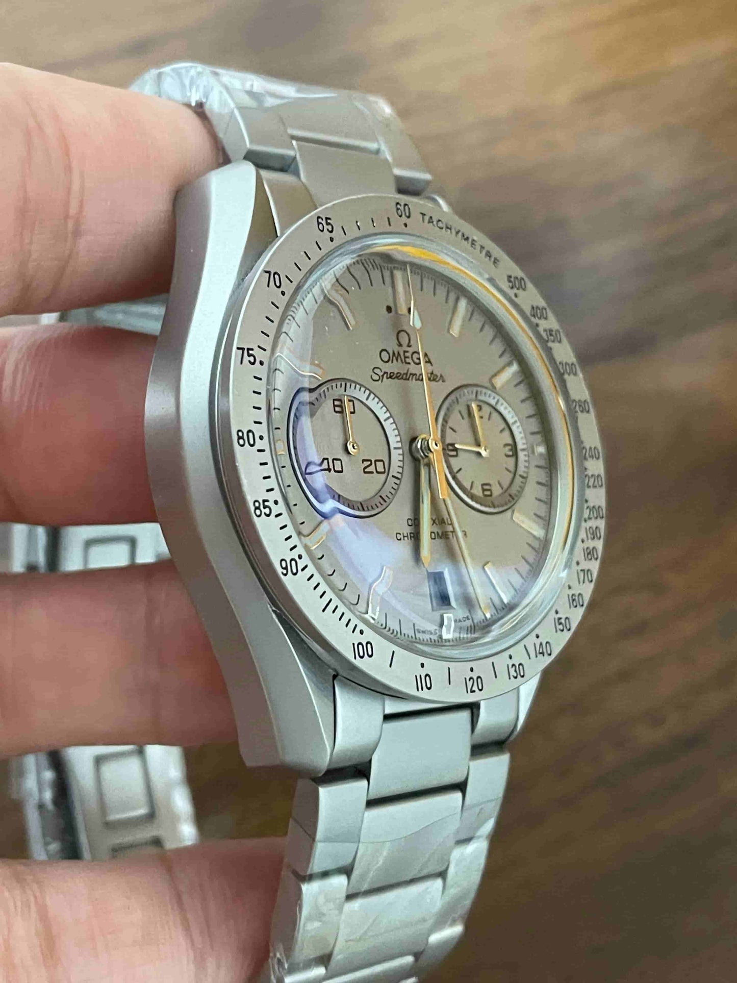 VK63 Quartz Watch for Men OM302