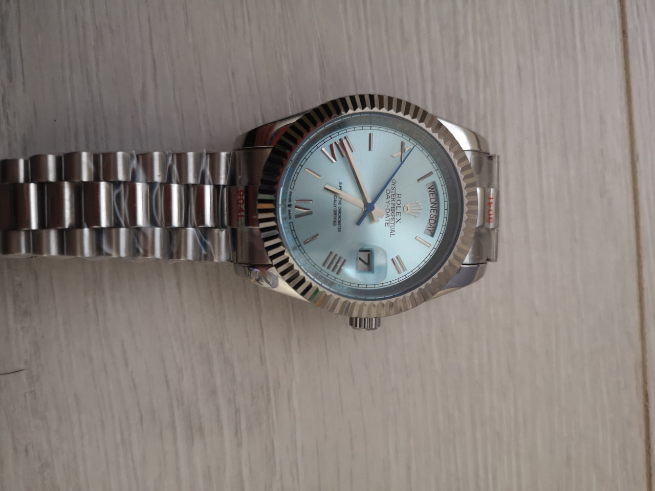 Luxury Automatic Watch for Men Mechanical Wristwatch Stainless Steel Day/Date Ice Blue Face 100201